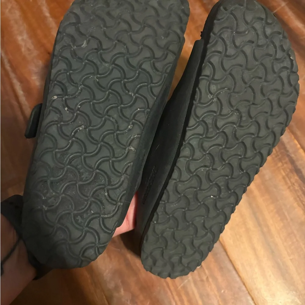 Birkenstock Kids Black Double Strap Sandals Size 33 Youth (S5)‎